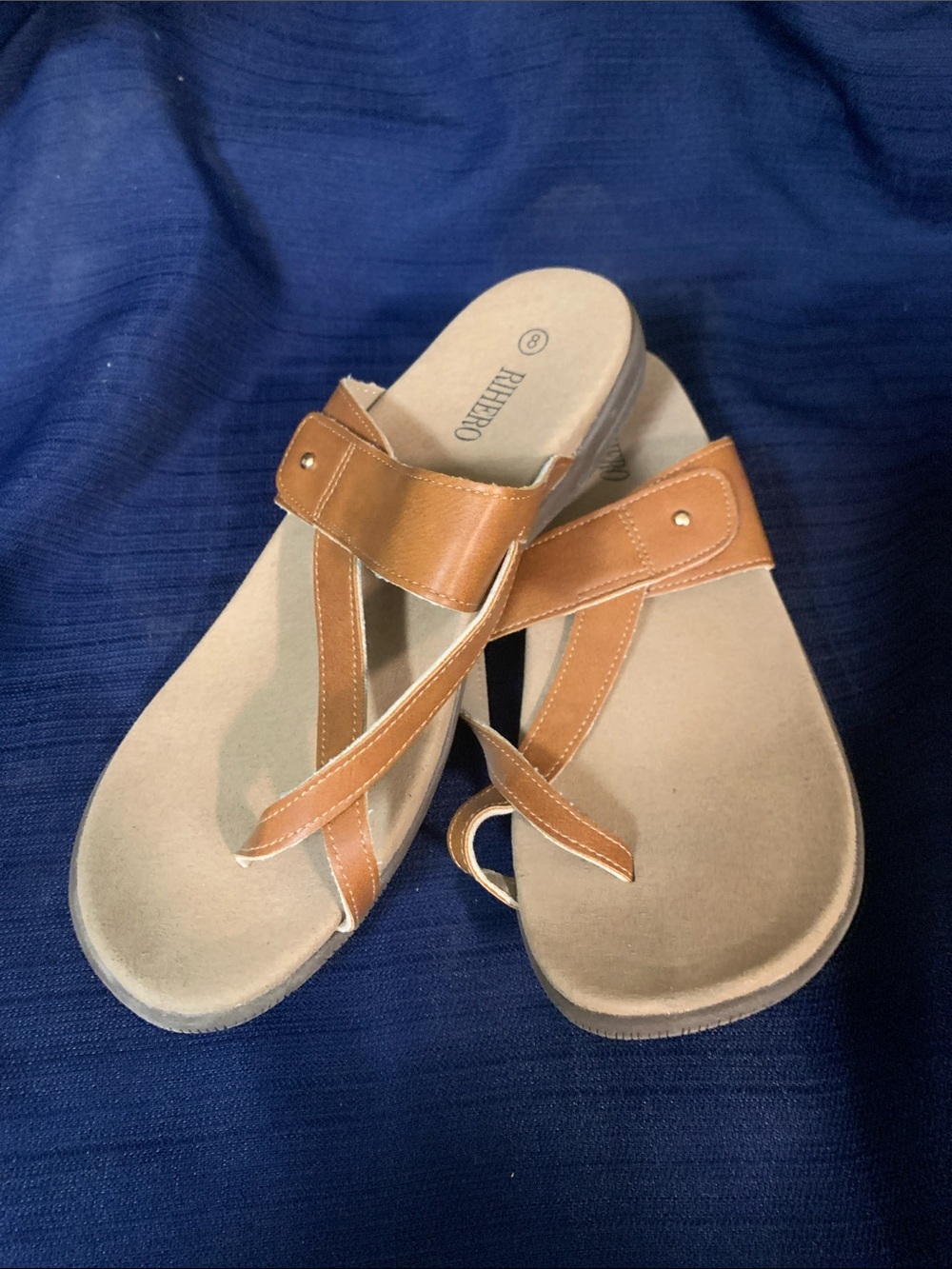 Women's Tan Leather Toe-Loop Sandals by